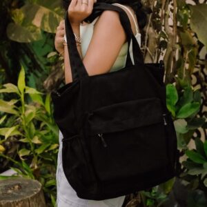 black tote bag